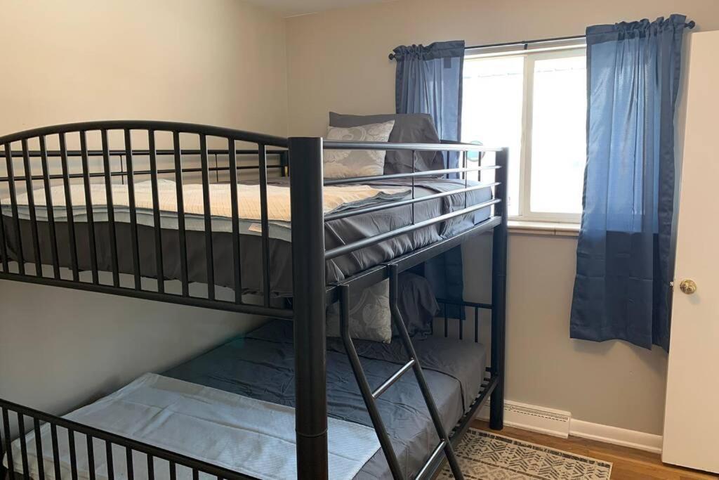 3 King Beds + Bunk Beds On Broadway Villa Littleton Exterior foto